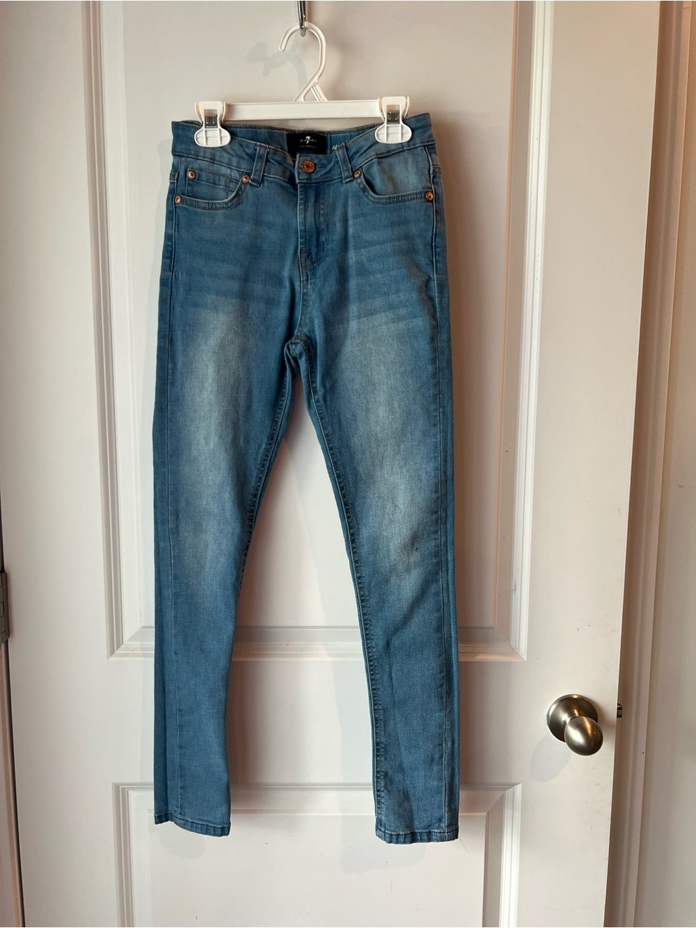 7 For All Mankind girls Light Blue Skinny Jeans. Size 12